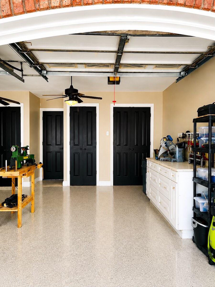Organized garage after a Nola Organizers project in Metairie
