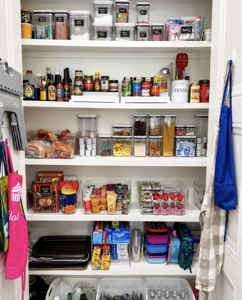 Organized kitchen pantry after Nola Organizers session in New Orleans